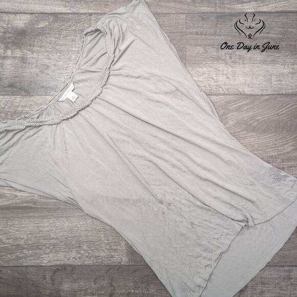 Banana Republic Super Soft Tee Shirt Size M - Picture 1 of 4